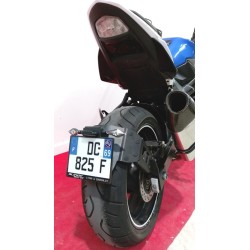 Support de plaque access design ''ras de roue'' noir suzuki gsr750